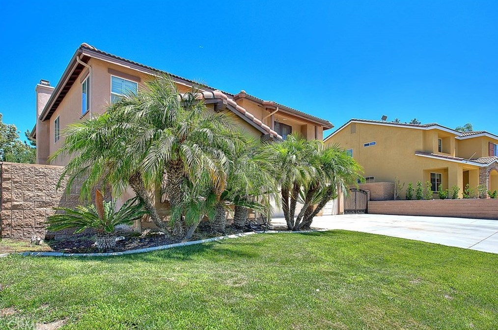 32120 Yosemite St, Winchester, CA 92596