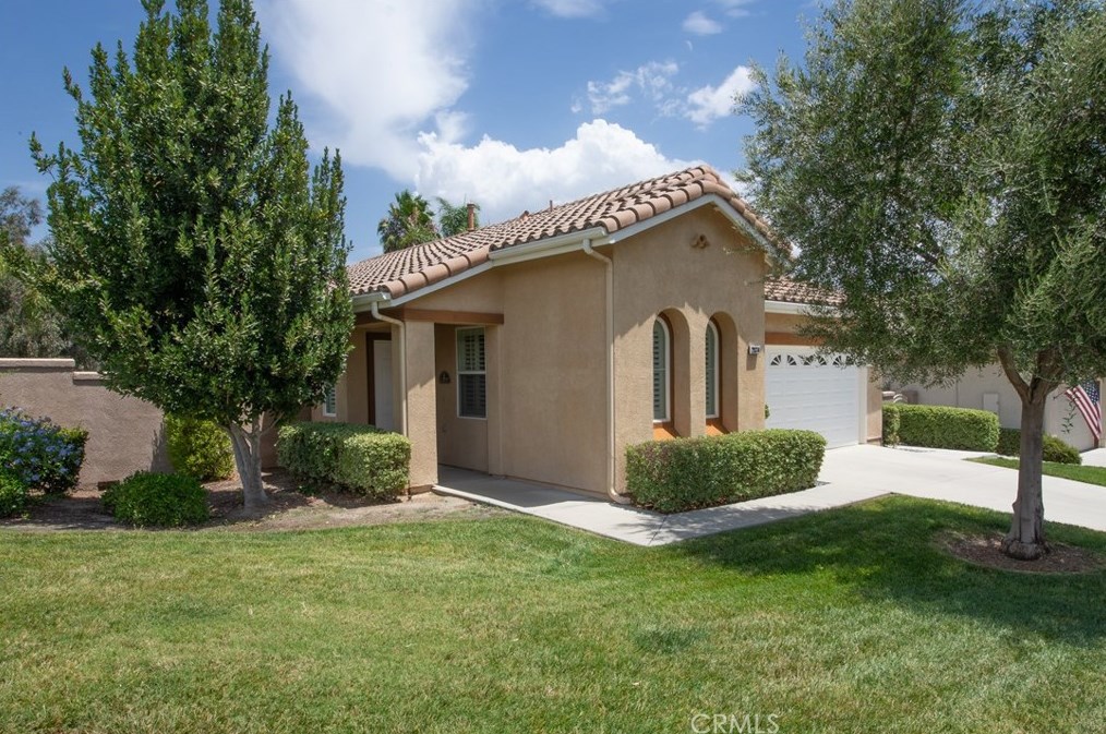 29314 Warmsprings Dr, Menifee, CA 92584