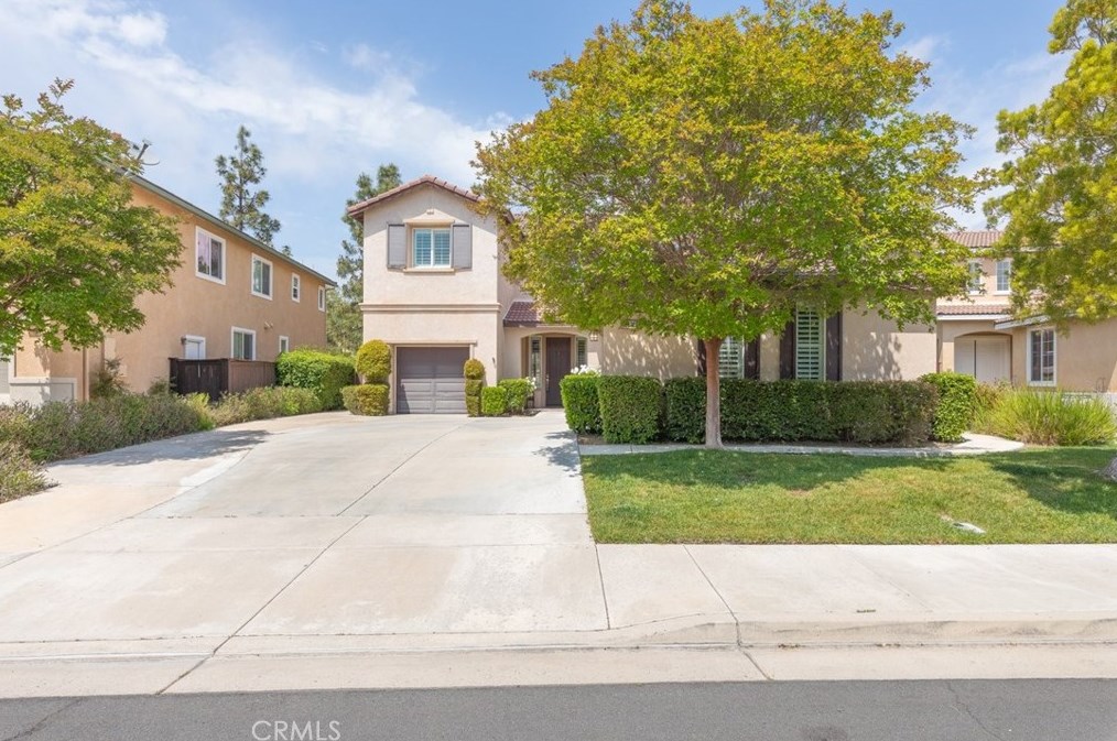 32532 Campo Dr, Temecula CA  92592-6614 exterior