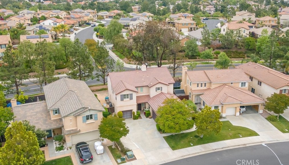 32532 Campo Dr, Temecula CA  92592-6614 exterior