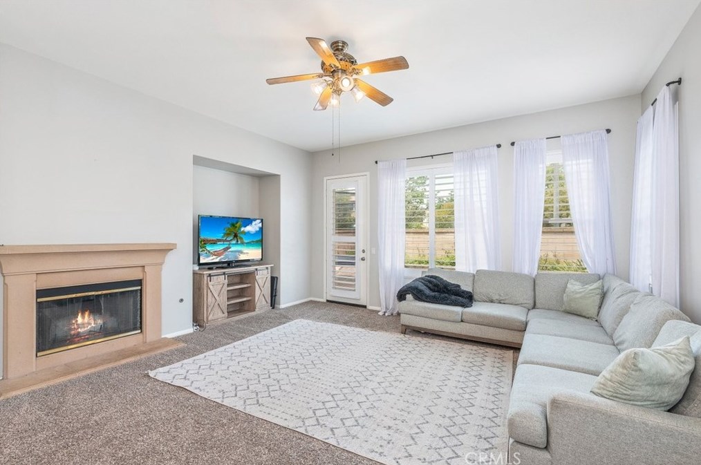32532 Campo Dr, Temecula CA  92592-6614 exterior