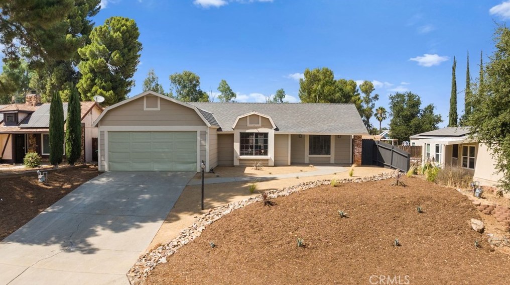 33233 Mill Pond Dr, Wildomar, CA 92595