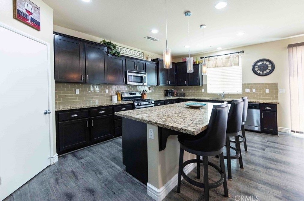 30187 Pine Needle Rd, Menifee, CA 92585