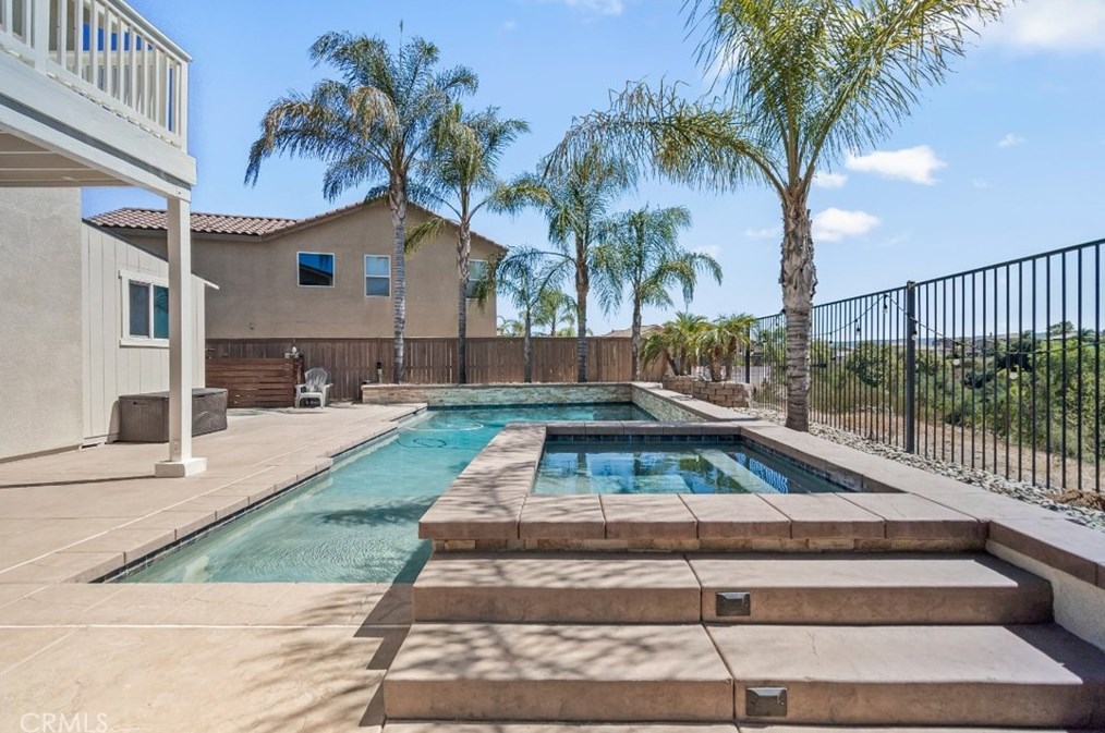 23394 Farnham Ln, Murrieta, CA 92562