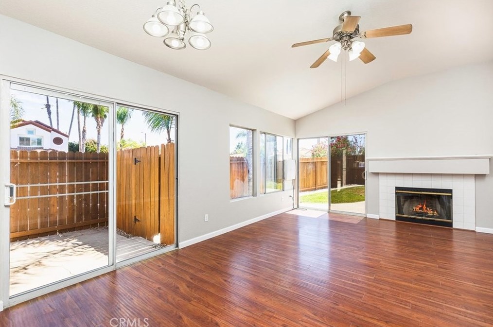 23799 Via Olivia, Murrieta CA  92562-2057 exterior