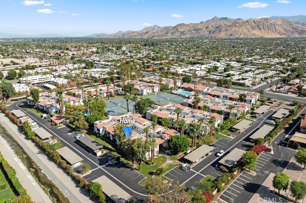1050 Ramon Rd, Palm Springs CA  92264-7709 exterior