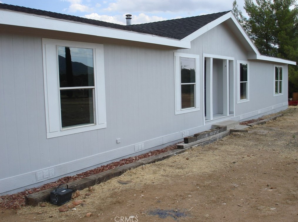 52325 Jaybird Ln, Anza, CA 92539