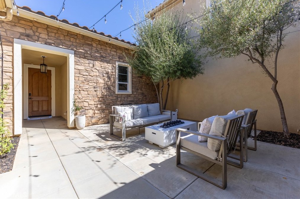 32753 Presidio Hills Ln, Winchester, CA 92596