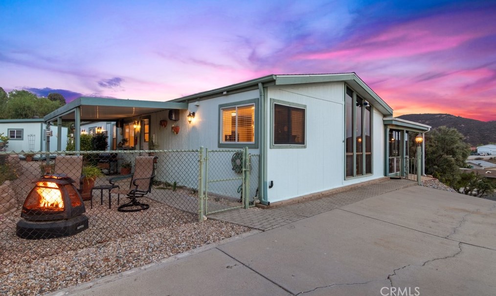 24440 Woodshed Way, Wildomar, CA 92595-9104
