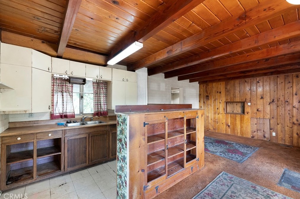 24884 Ironwood Ave, Moreno Valley CA 92557-7808 exterior