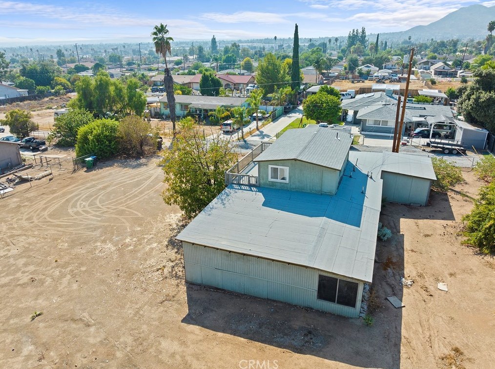 24884 Ironwood Ave, Moreno Valley CA 92557-7808 exterior