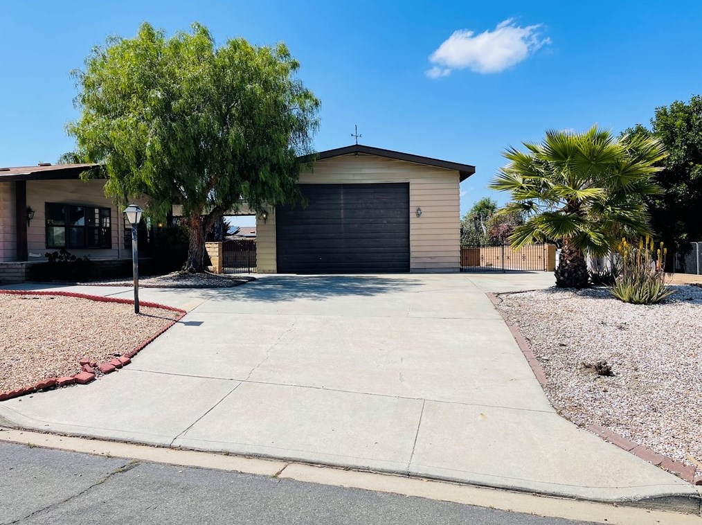 33911 Plowshare Rd, Wildomar, CA 92595