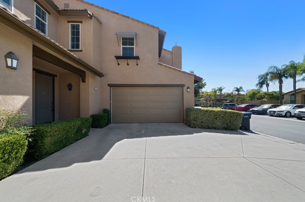 3337 Night Bloom Ln, Perris, CA 92571