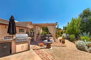 10700 Meadow Glen Way, Escondido, CA 92026 - Photo 26