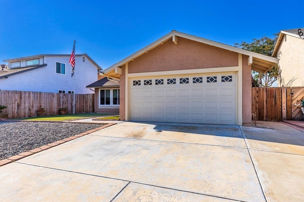 2745 Wardlow Ave, San Diego, CA 92154-4279