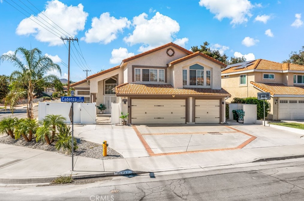 23747 Cadenza Dr, Murrieta, CA 92562