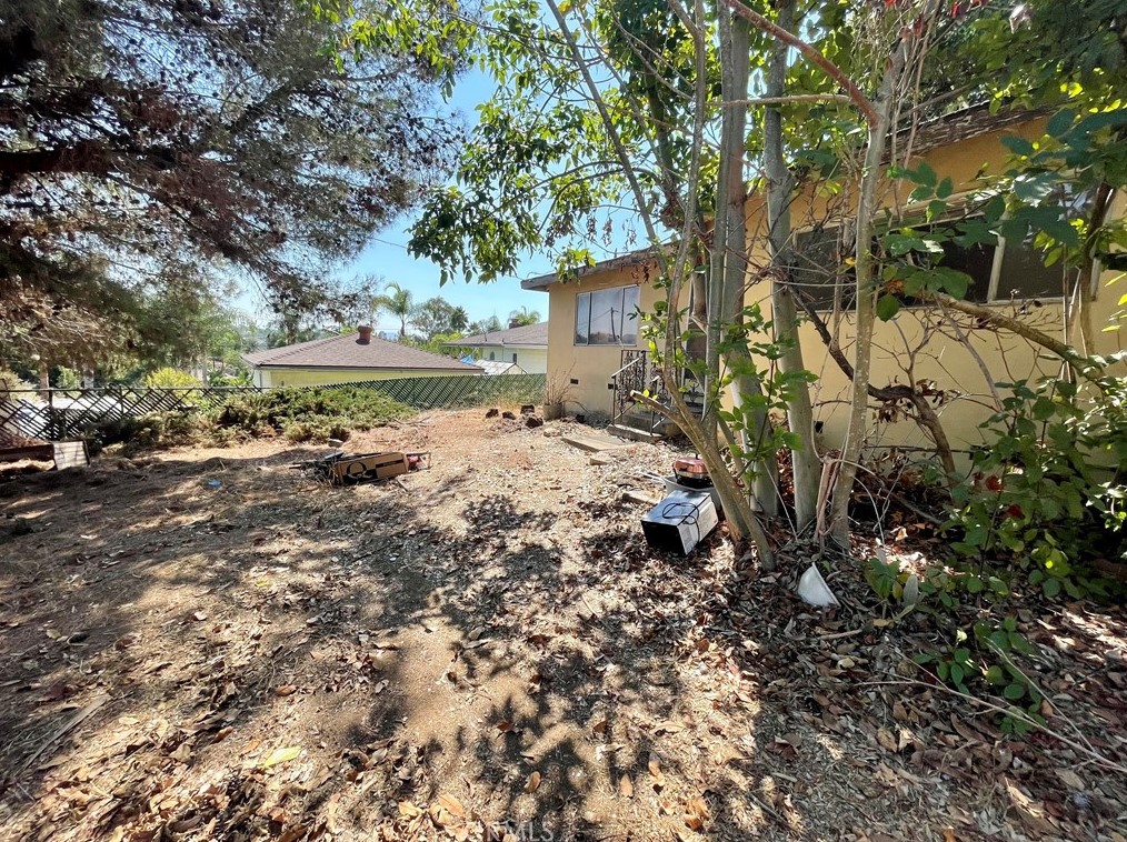 1134 Anza Ave, Vista, CA 92084-4516
