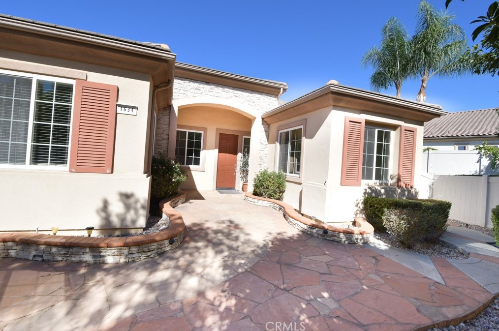 1634 Ivy Ct, Beaumont, CA 92223