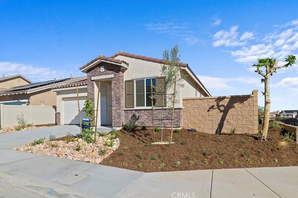 13176 Upland Ct, Hesperia, CA 92344