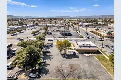 103 E Stetson Avenue, Hemet, CA 92543 - Photo 28