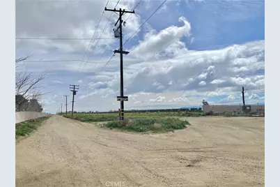 15981 Gaskell Road, Rosamond, CA 93560 - Photo 12