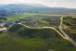 33319 Linda Rosea Rd, Temecula, CA 92592 - Photo 2