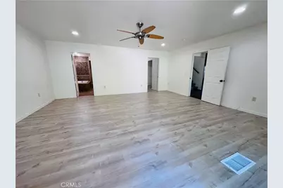 22700 Cascade Drive, Canyon Lake, CA 92587 - Photo 18