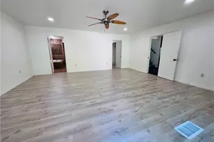 22700 Cascade Dr, Canyon Lake, CA 92587 - Photo 18