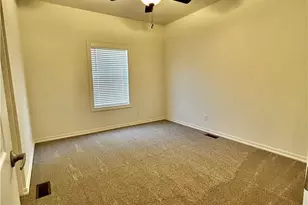 2205 W Acacia Ave, Hemet, CA 92545 - Photo 8