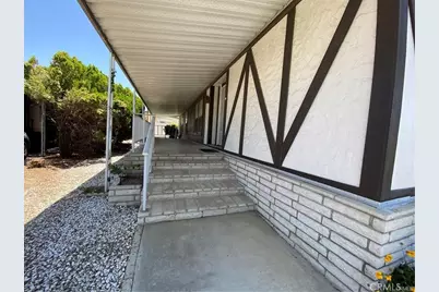 2230 Lake Park Drive #142, San Jacinto, CA 92583 - Photo 2