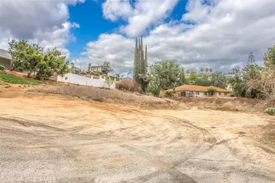 21 Judy Ann Drive, Riverside, CA 92503 - Photo 12