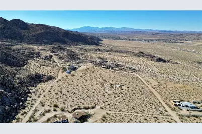 1040 Sullivan Road, Joshua Tree, CA 92252 - Photo 10