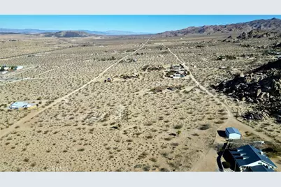 1040 Sullivan Road, Joshua Tree, CA 92252 - Photo 20