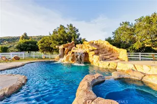 38151 Calle De Lobo, Murrieta, CA 92562 - Photo 36