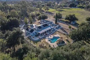 38151 Calle De Lobo, Murrieta, CA 92562 - Photo 46