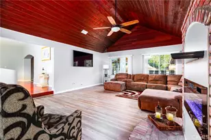 38151 Calle De Lobo, Murrieta, CA 92562 - Photo 4