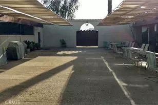 26097 Fountain Palm Dr, Homeland, CA 92548 - Photo 18