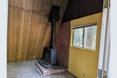 10521 Pine Drive, Wofford Heights, CA 93285 - Photo 6