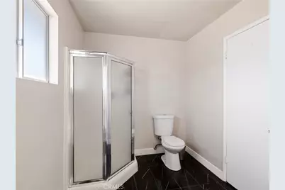 8998 8th Avenue, Hesperia, CA 92345 - Photo 16