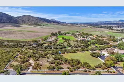 42941 Kalmia Street, Murrieta, CA 92562 - Photo 10