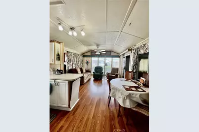 1295 S Cawston Avenue #6, Hemet, CA 92545 - Photo 6