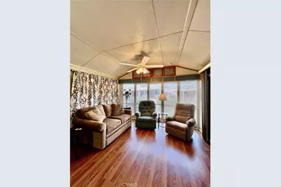 1295 S Cawston Avenue #6, Hemet, CA 92545 - Photo 8