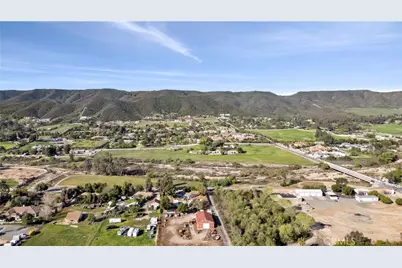 25070 Hayes Avenue, Murrieta, CA 92562 - Photo 12
