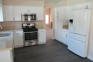 22956 Akwo Cir, Wildomar, CA 92595 - Photo 10