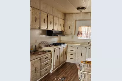 710 S Lyon Avenue, Hemet, CA 92543 - Photo 2