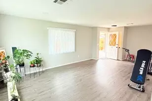 360 Santa Clara Cir, Hemet, CA 92543 - Photo 12