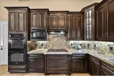 38565 Celine Cove, Murrieta, CA 92562 - Photo 54