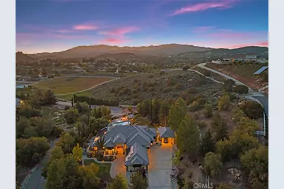 38565 Celine Cove, Murrieta, CA 92562 - Photo 4