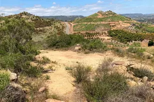 5 Crumley Ct, Temecula, CA 92590 - Photo 2