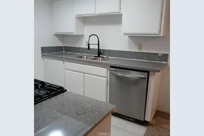 2455 West Acacia Avenue, Hemet, CA 92545 - Photo 6